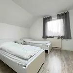 Apartment Sad702 - Schoene Monteurwohnung Uebergangswohnung *