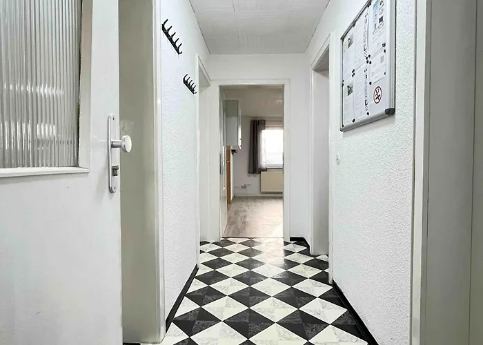 Sad702 - Schoene Monteurwohnung Uebergangswohnung Apartment Schwandorf in Bayern