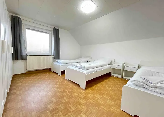 Apartment Sad702 - Schoene Monteurwohnung Uebergangswohnung Schwandorf in Bayern